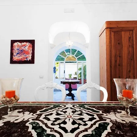 Relais Bismarck - קאפרי