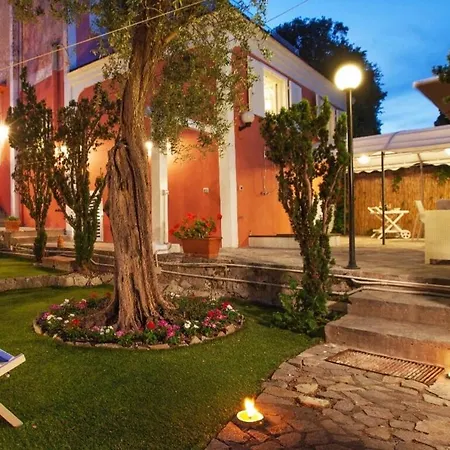 Relais Bismarck - * קאפרי