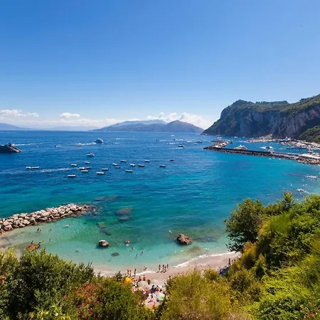 Relais Bismarck - * קאפרי